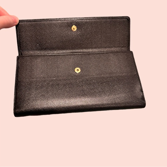 Chanel Caviar Black Long Wallet EUC - Fits a phone in back pocket ! - Picture 7 of 15